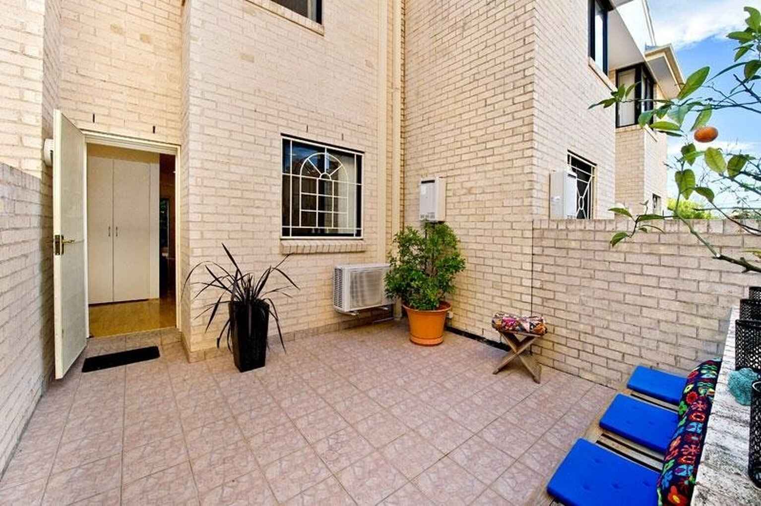 16/581 Anzac Parade Kingsford