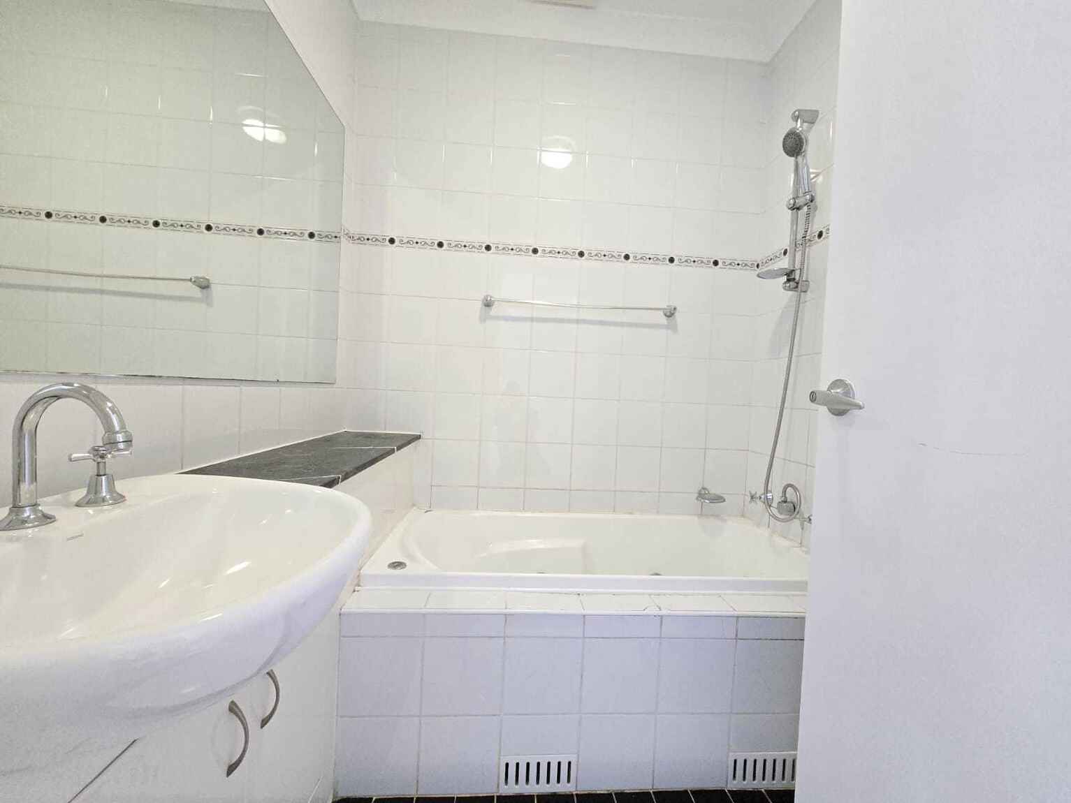 16/581 Anzac Parade Kingsford