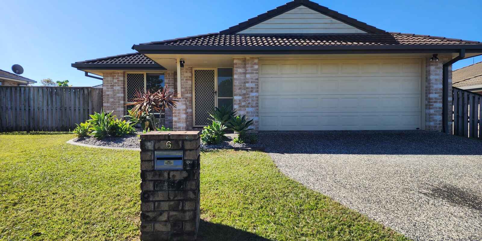 6 Bluejay Circuit Morayfield 6 Bluejay Circuit Morayfield