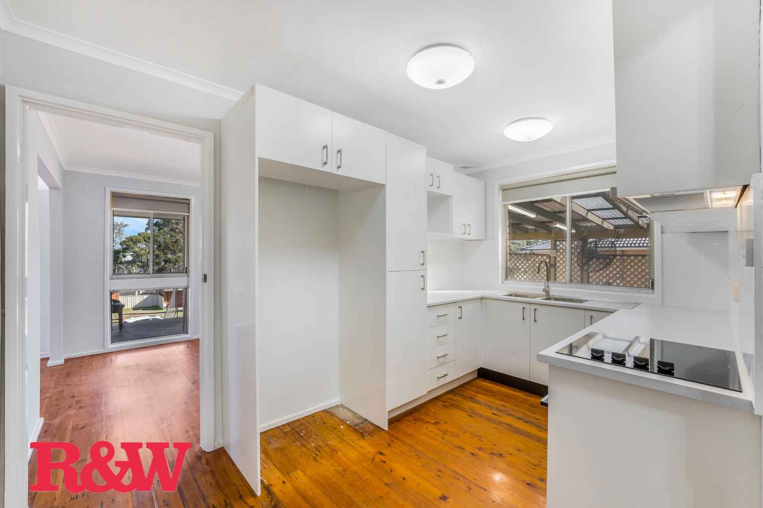52 Elouera Crescent Woodbine 52 Elouera Crescent Woodbine