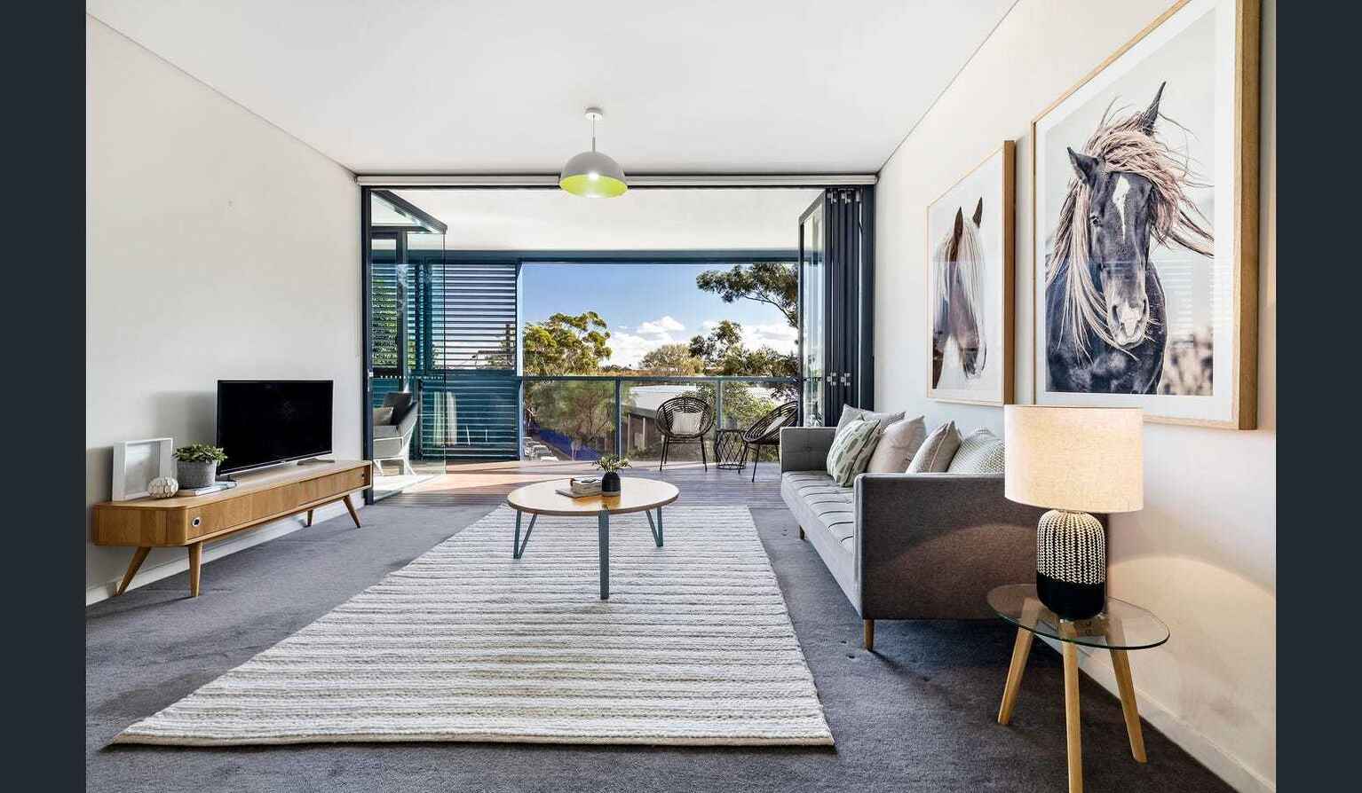 301/5 Sterling Circuit Camperdown 301/5 Sterling Circuit Camperdown