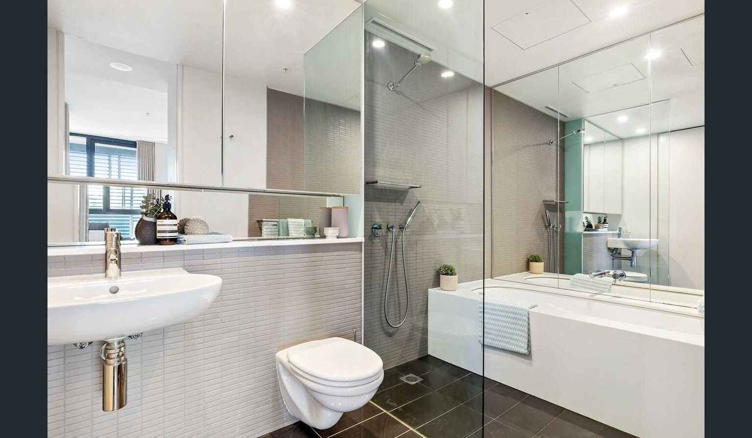 301/5 Sterling Circuit Camperdown 301/5 Sterling Circuit Camperdown
