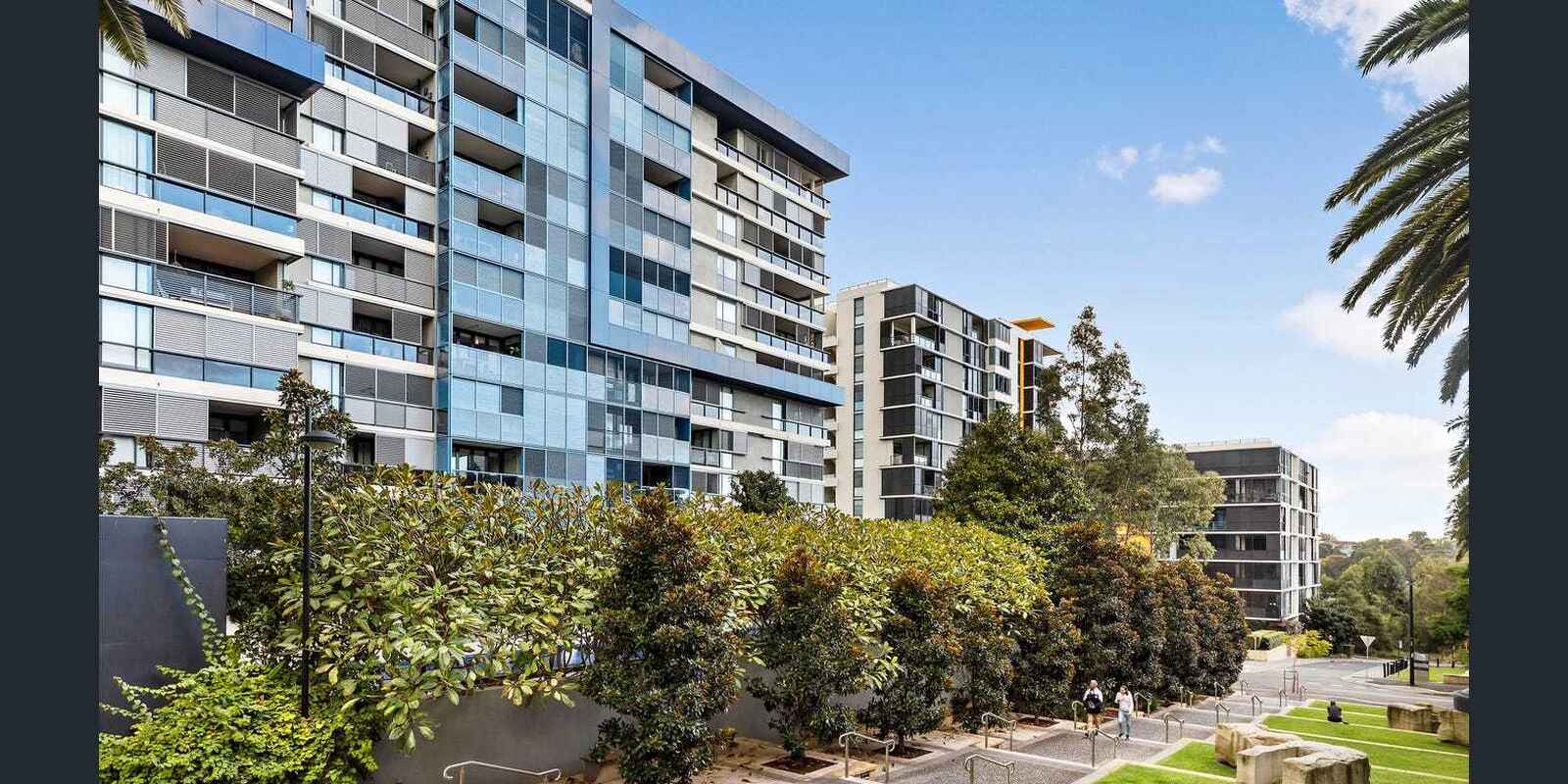 301/5 Sterling Circuit Camperdown 301/5 Sterling Circuit Camperdown