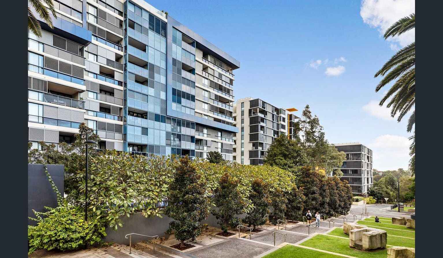 301/5 Sterling Circuit Camperdown 301/5 Sterling Circuit Camperdown