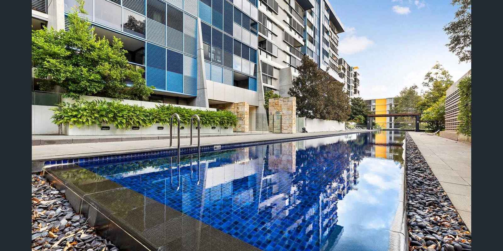 301/5 Sterling Circuit Camperdown 301/5 Sterling Circuit Camperdown