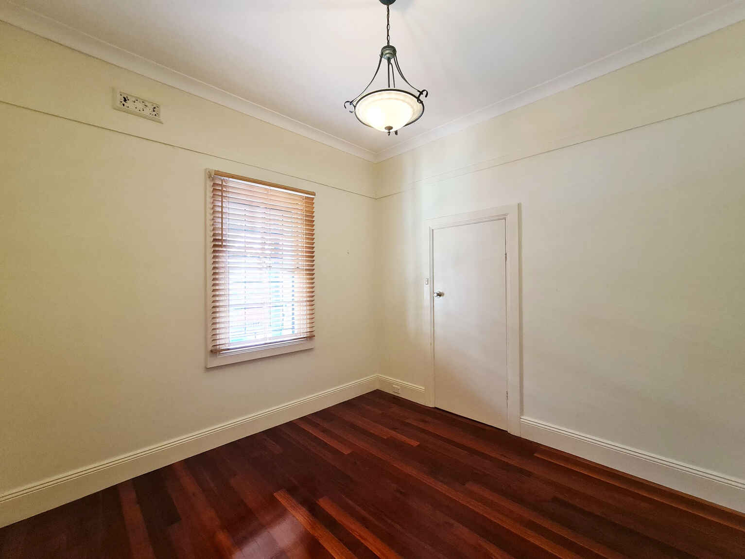 28 Crown Street St Peters