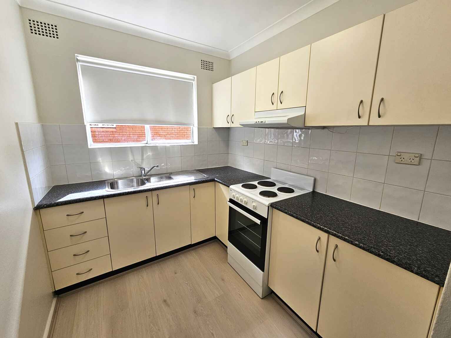 1/23 Gould Street Campsie