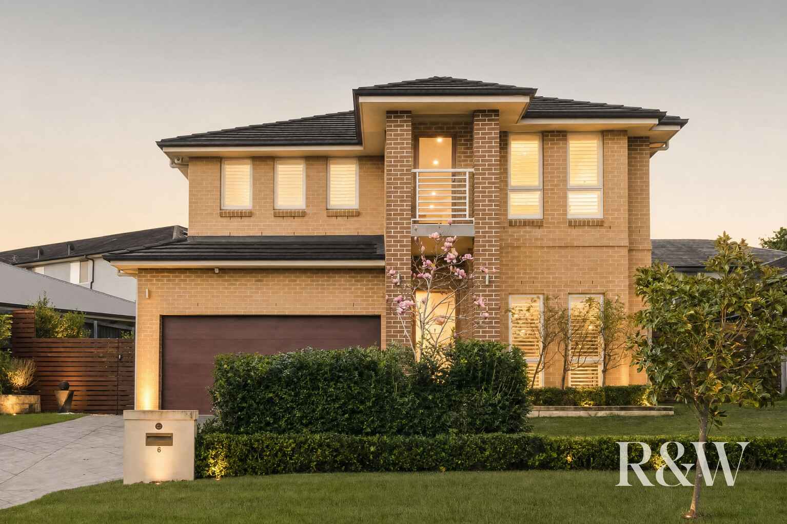 6 DROMEDARY PLACE Macquarie Links 6 DROMEDARY PLACE Macquarie Links