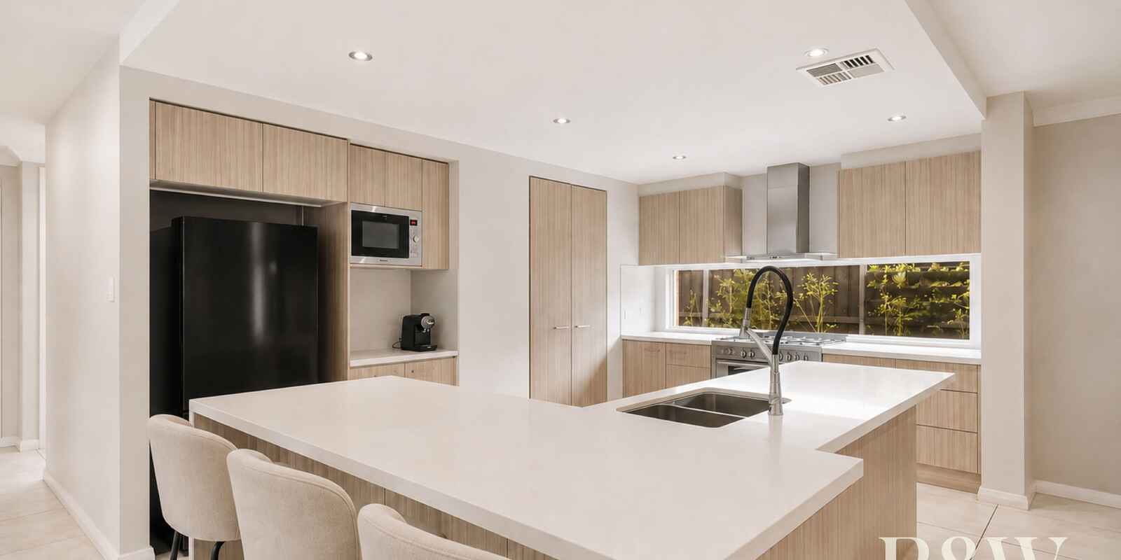 6 DROMEDARY PLACE Macquarie Links 6 DROMEDARY PLACE Macquarie Links