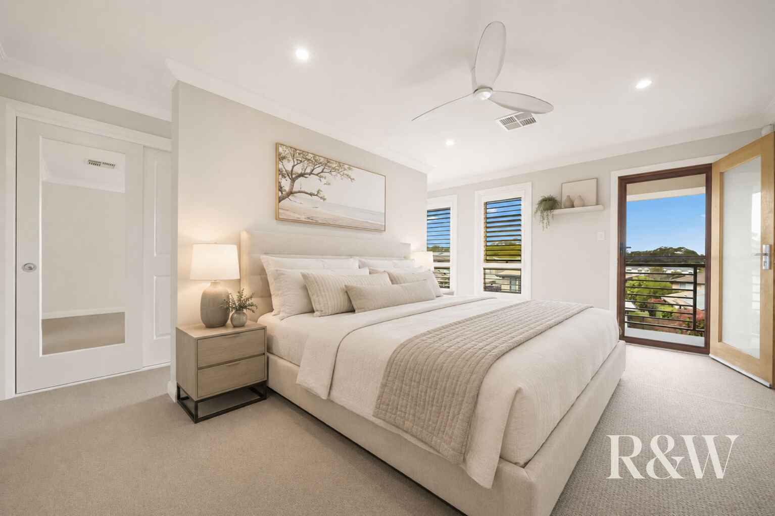 6 DROMEDARY PLACE Macquarie Links 6 DROMEDARY PLACE Macquarie Links