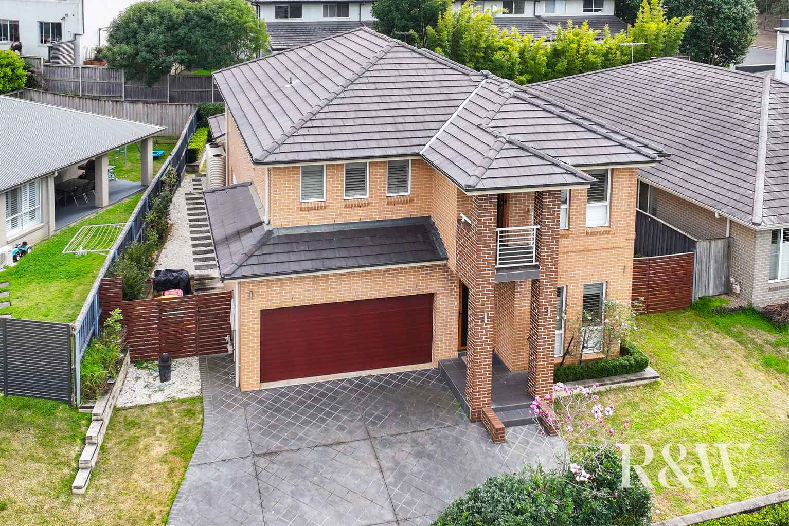 6 DROMEDARY PLACE Macquarie Links 6 DROMEDARY PLACE Macquarie Links