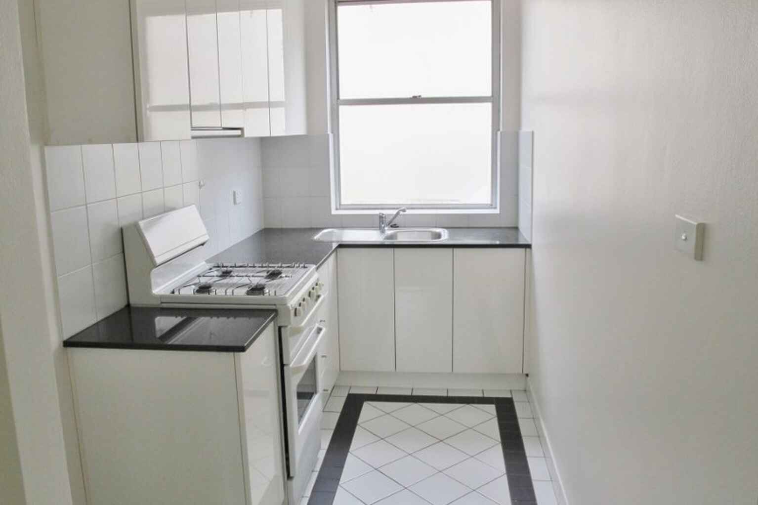 7/24 Moodie Street Cammeray