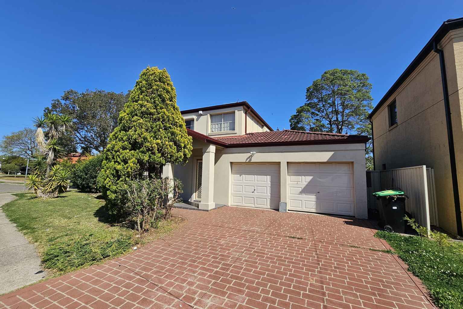 4A Tallowood Avenue Casula 4A Tallowood Avenue Casula