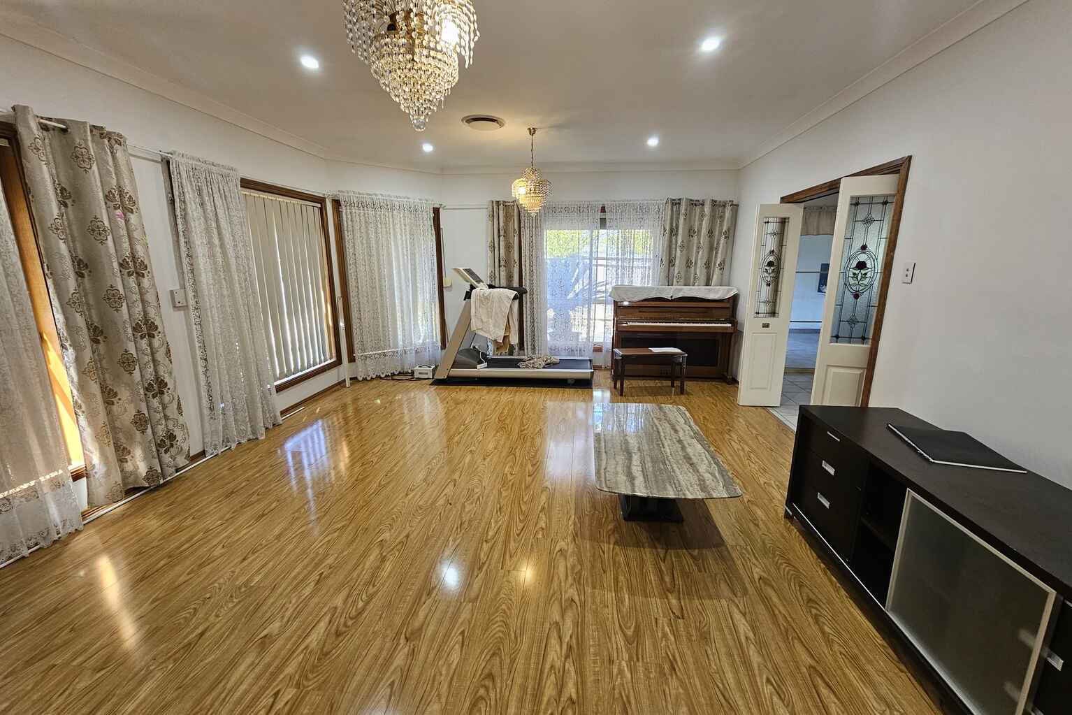 4A Tallowood Avenue Casula 4A Tallowood Avenue Casula