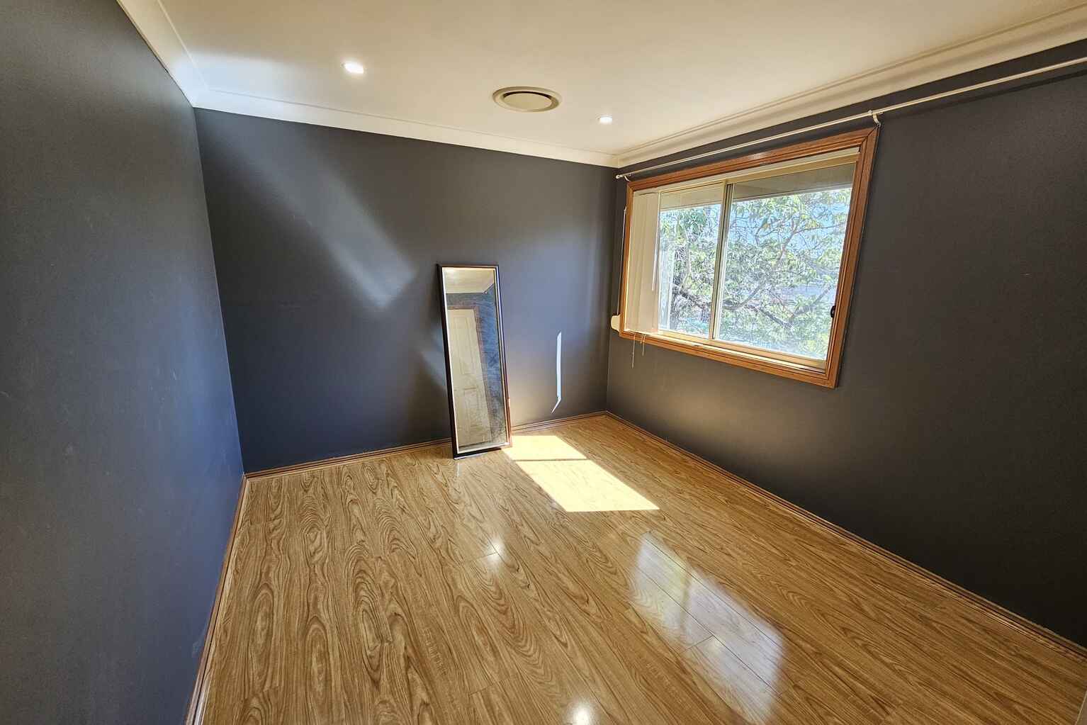 4A Tallowood Avenue Casula 4A Tallowood Avenue Casula