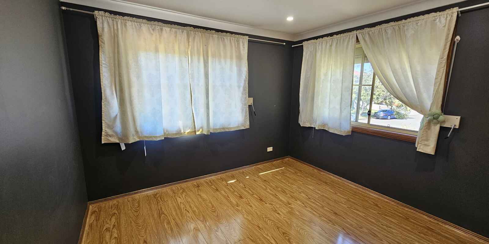 4A Tallowood Avenue Casula 4A Tallowood Avenue Casula