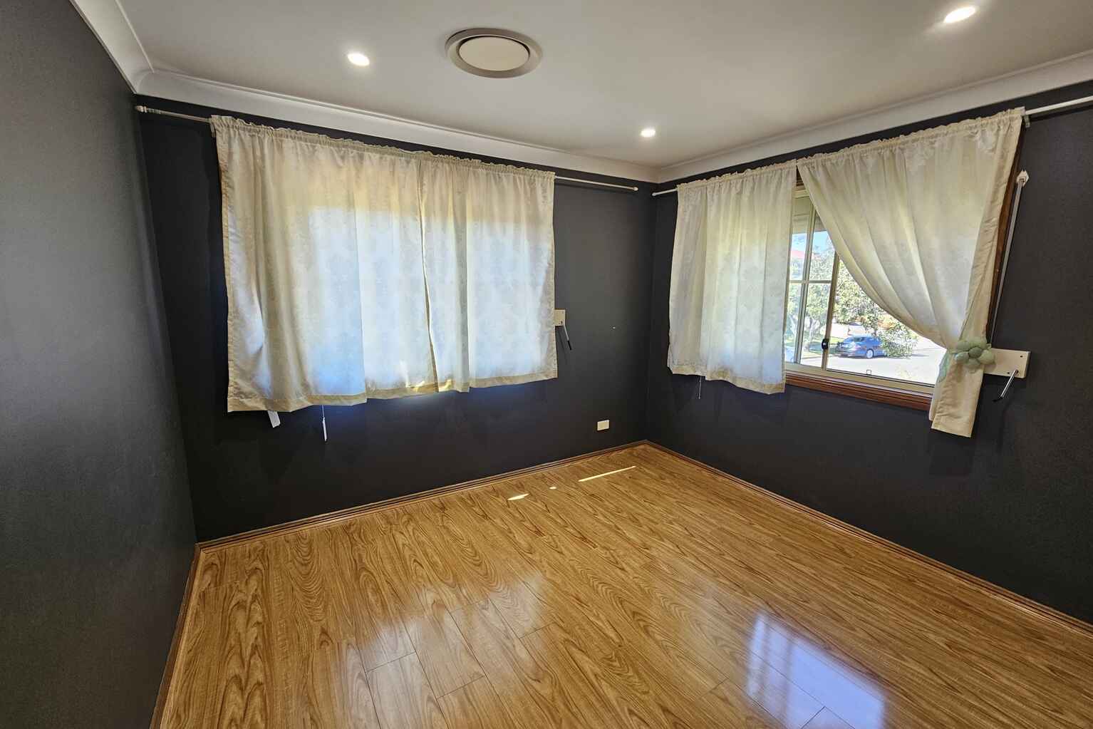 4A Tallowood Avenue Casula 4A Tallowood Avenue Casula