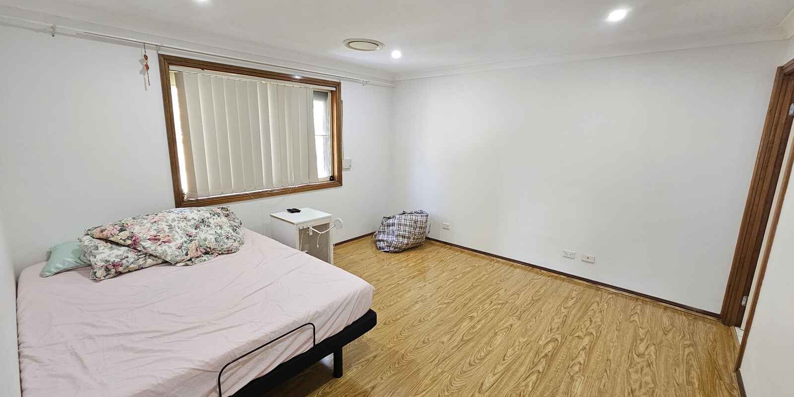 4A Tallowood Avenue Casula 4A Tallowood Avenue Casula