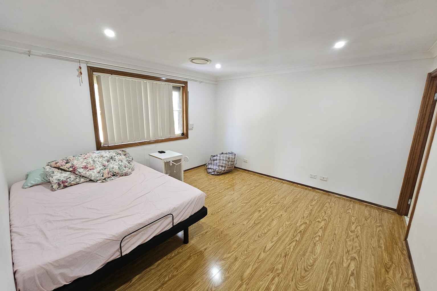 4A Tallowood Avenue Casula 4A Tallowood Avenue Casula