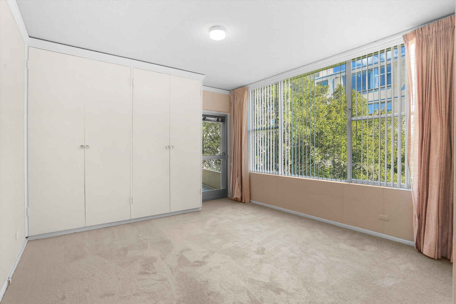 19/33 Johnson St Chatswood