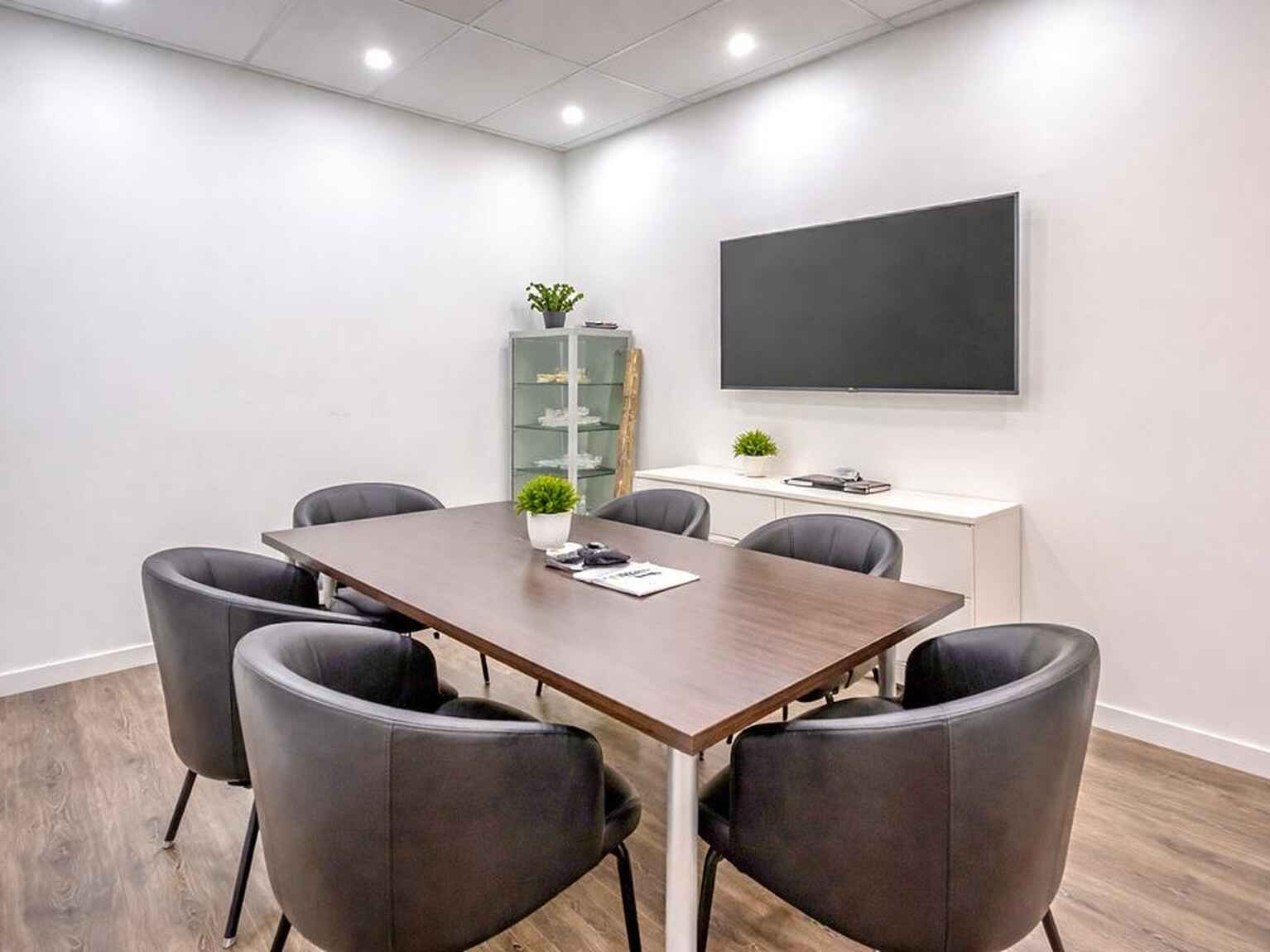 8 & 9/13a Montgomery Street Kogarah