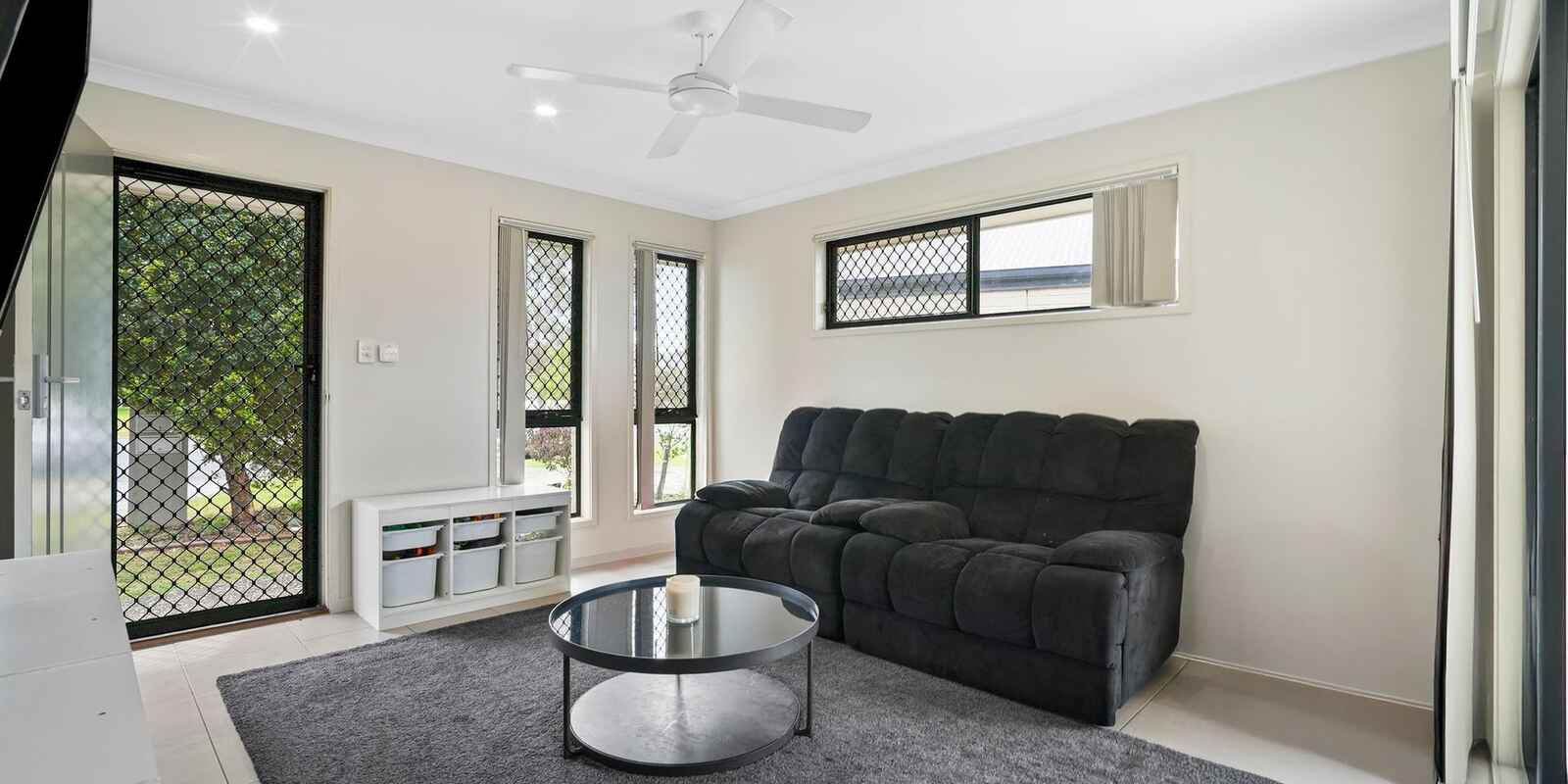 1/25 Lyndon Way Bellmere 1/25 Lyndon Way Bellmere