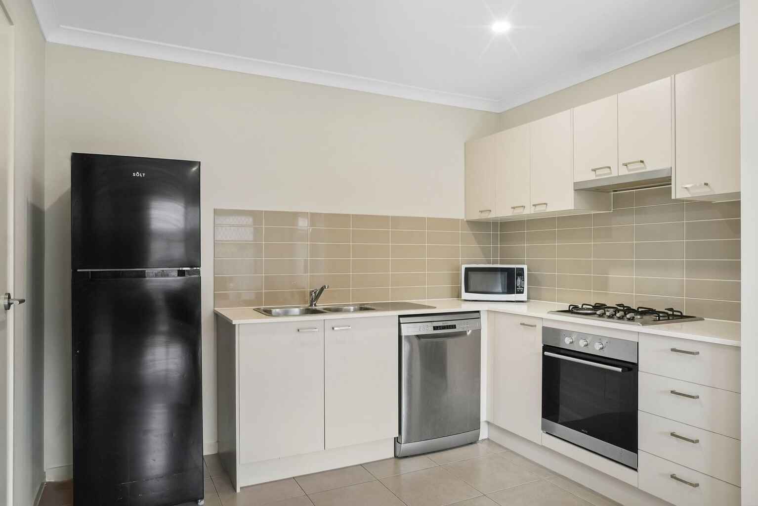 1/25 Lyndon Way Bellmere 1/25 Lyndon Way Bellmere