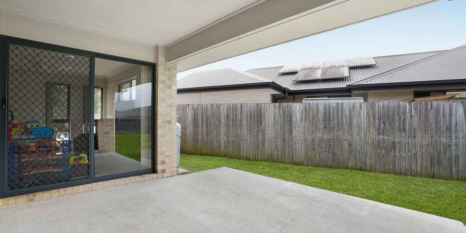1/25 Lyndon Way Bellmere 1/25 Lyndon Way Bellmere