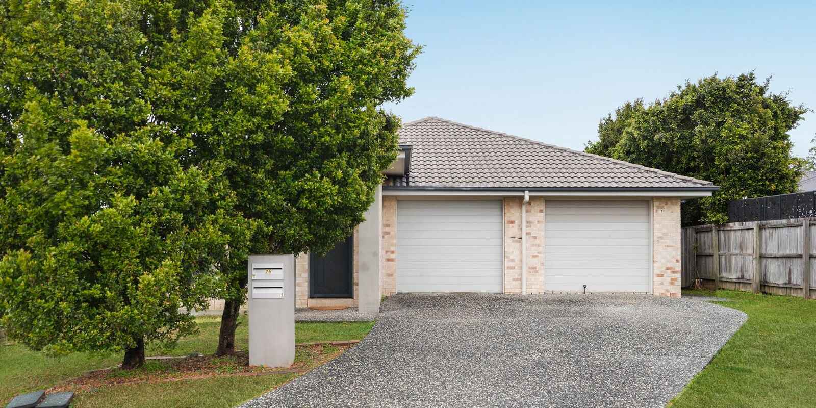 1/25 Lyndon Way Bellmere 1/25 Lyndon Way Bellmere