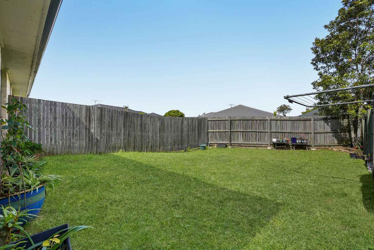 2/25 Lyndon Way Bellmere 2/25 Lyndon Way Bellmere