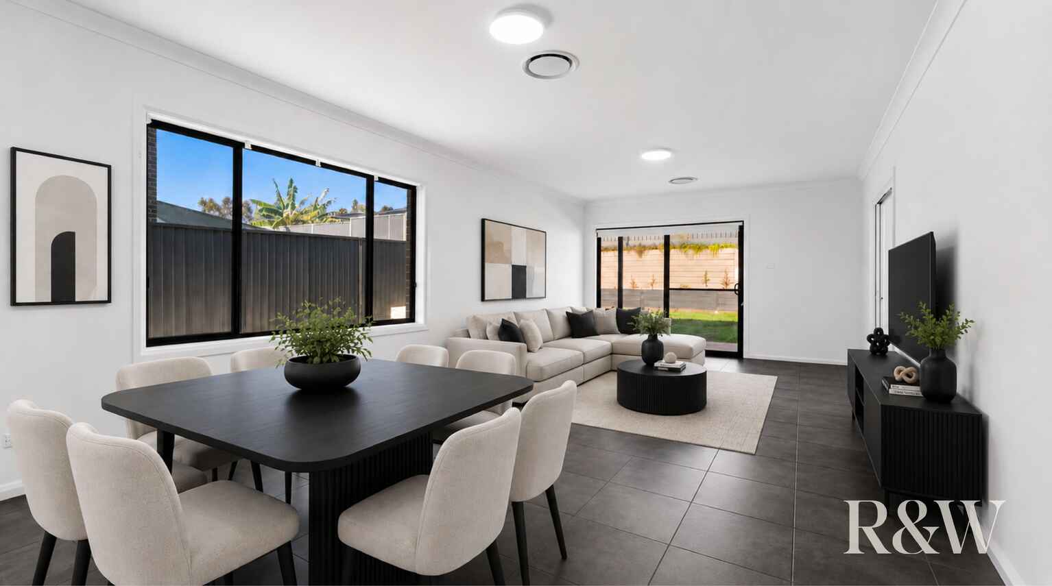9 Arkley Avenue Claymore 9 Arkley Avenue Claymore