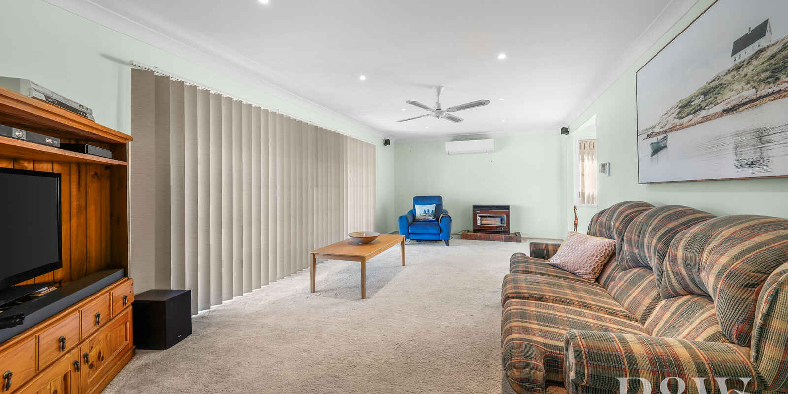 20 KOALA AVENUE Ingleburn