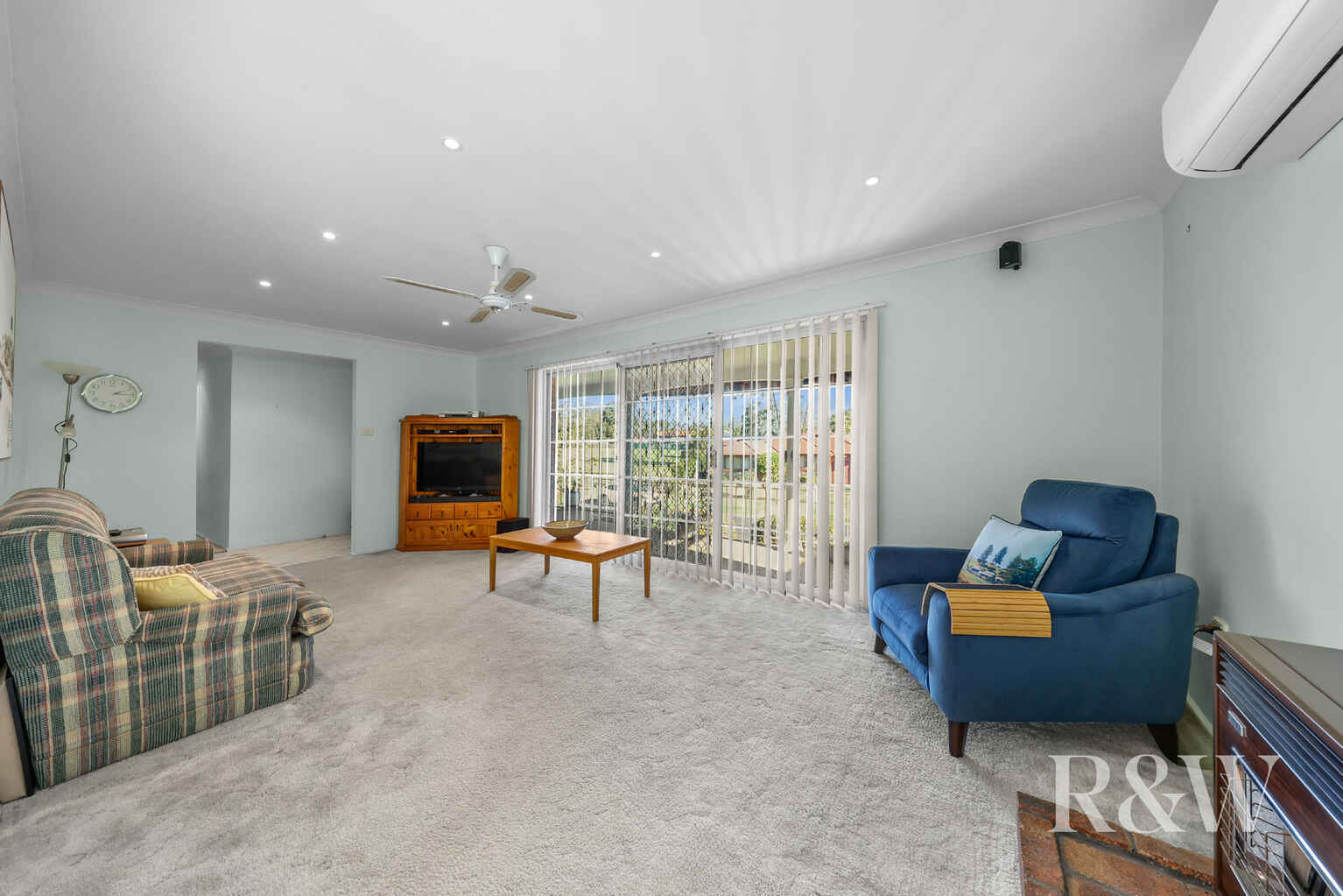20 KOALA AVENUE Ingleburn