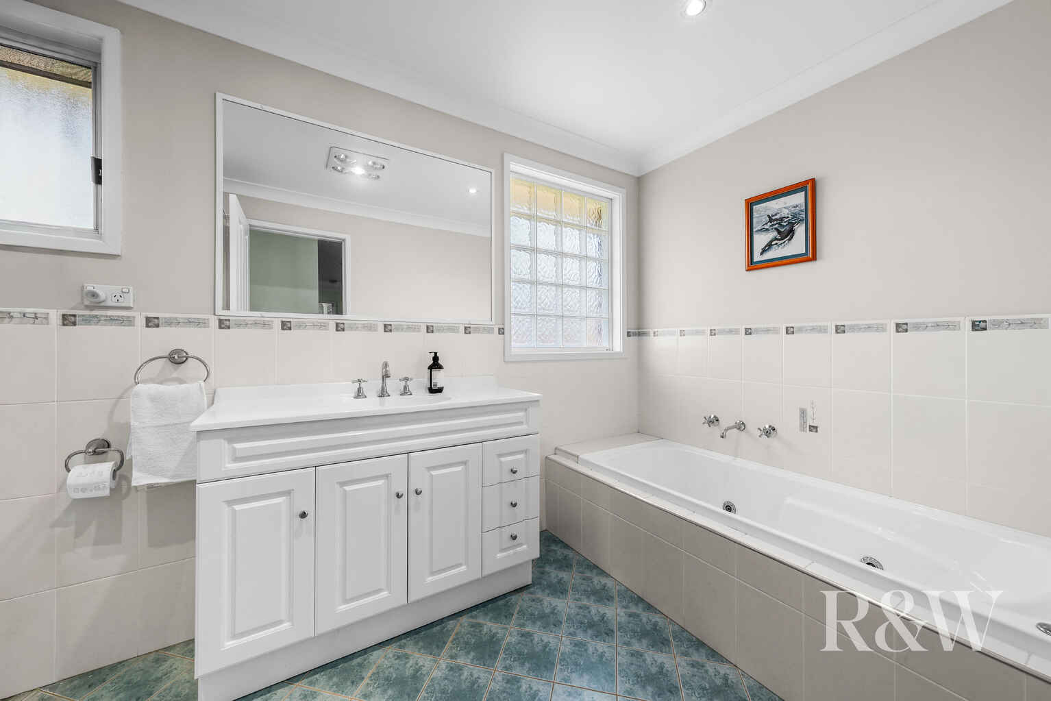20 KOALA AVENUE Ingleburn