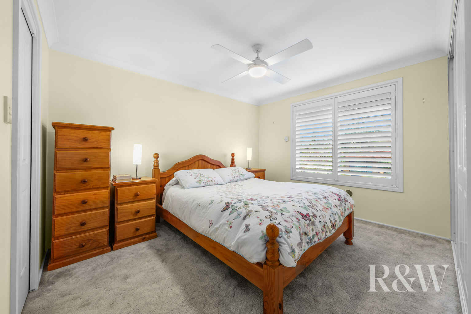 20 KOALA AVENUE Ingleburn