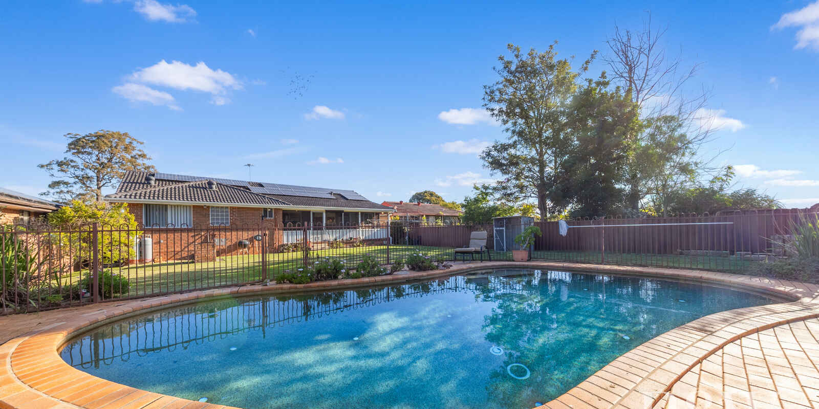 20 KOALA AVENUE Ingleburn