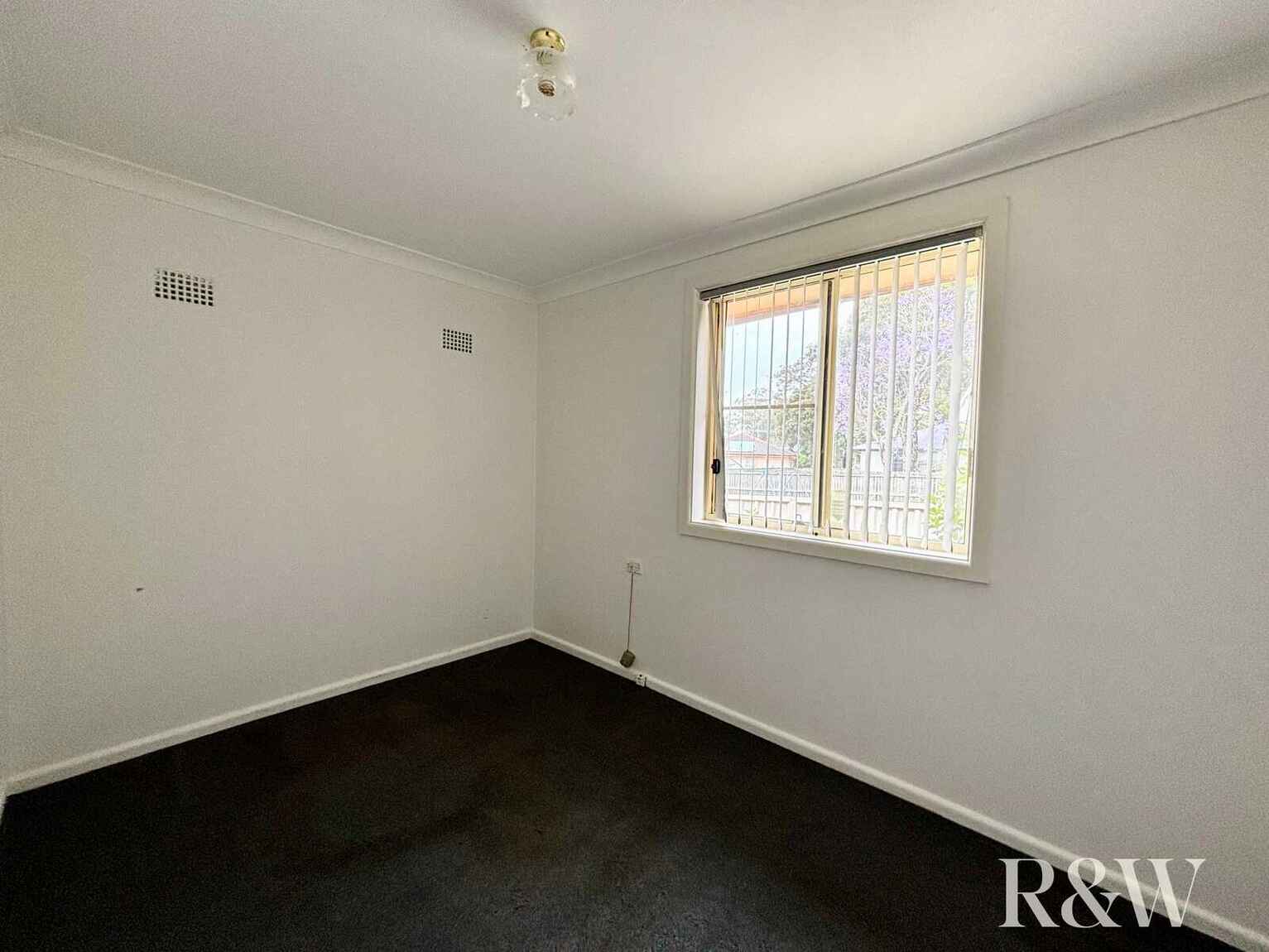 57 Lingayen Avenue Lethbridge Park