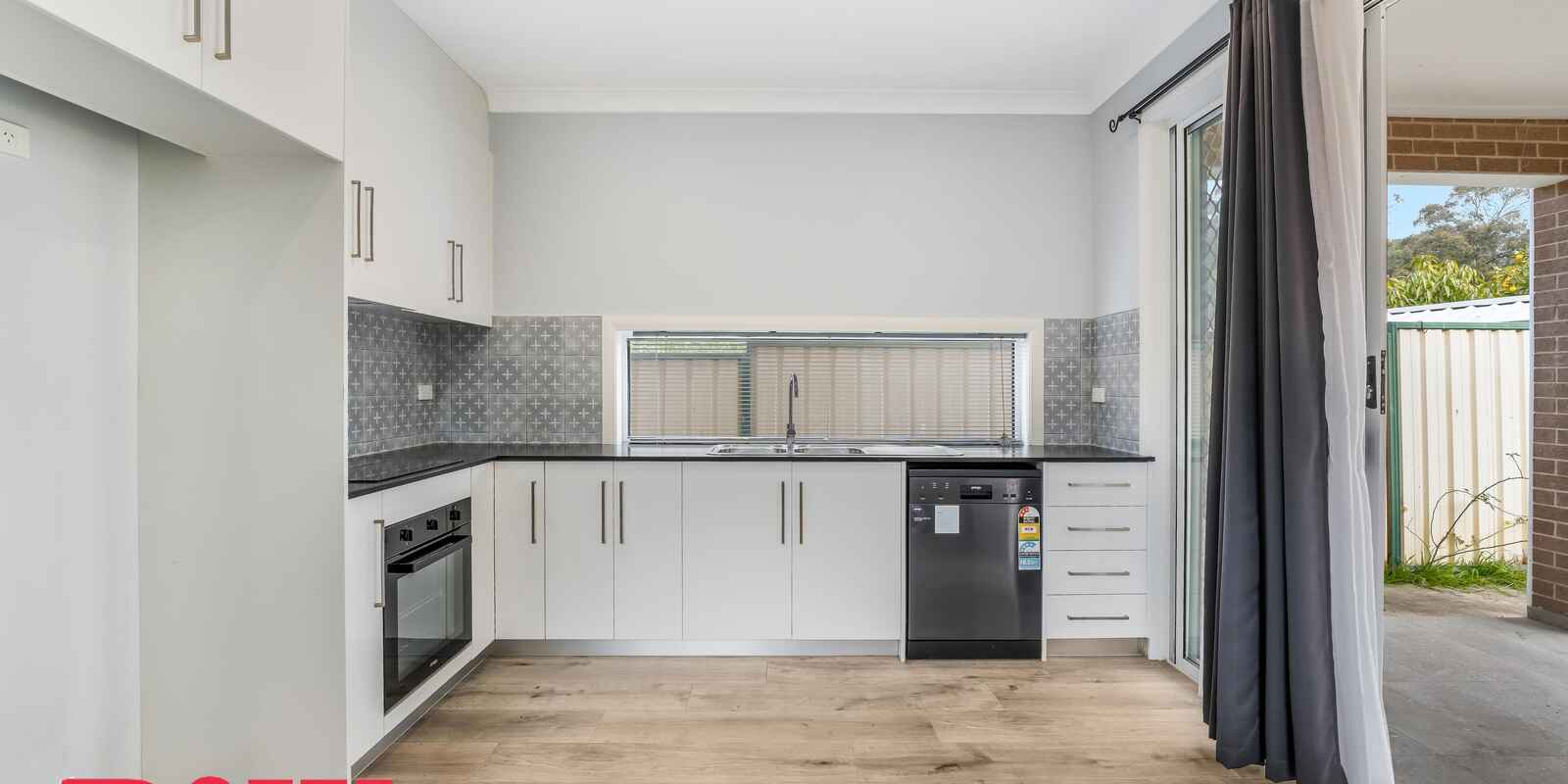 3A Leura Close Bossley Park 3A Leura Close Bossley Park