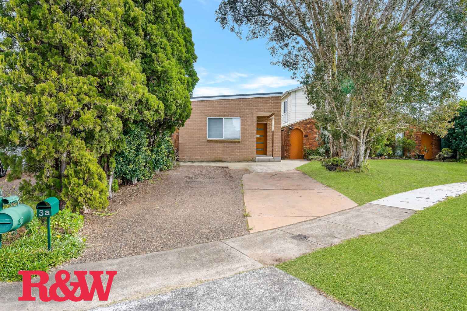 3A Leura Close Bossley Park 3A Leura Close Bossley Park
