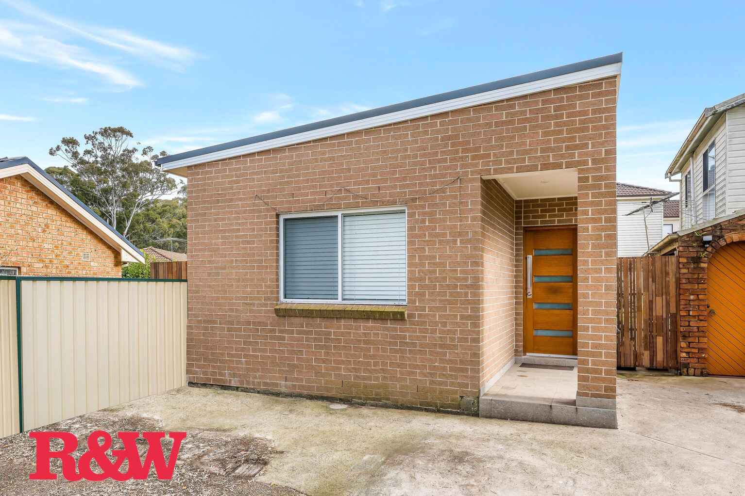 3A Leura Close Bossley Park 3A Leura Close Bossley Park
