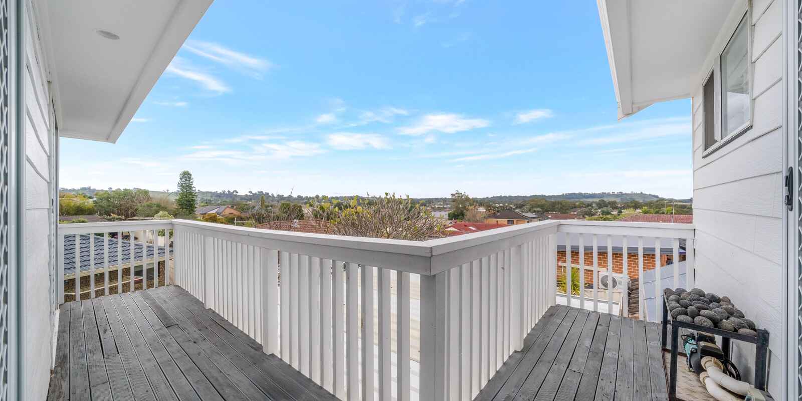 32 CORSAIR STREET Raby 32 CORSAIR STREET Raby