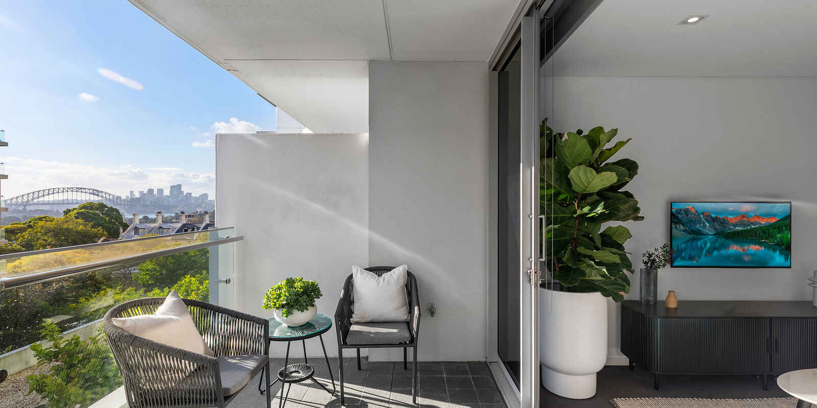 401/81 Macleay Street Potts Point 401/81 Macleay Street Potts Point