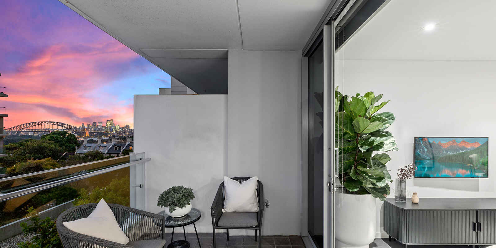 401/81 Macleay Street Potts Point 401/81 Macleay Street Potts Point