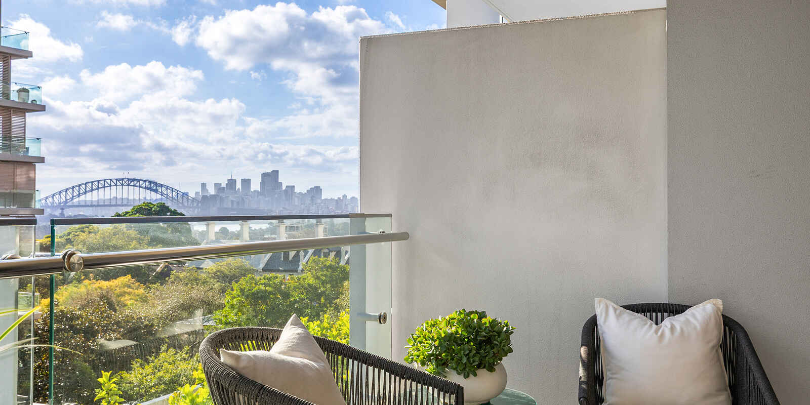 401/81 Macleay Street Potts Point 401/81 Macleay Street Potts Point