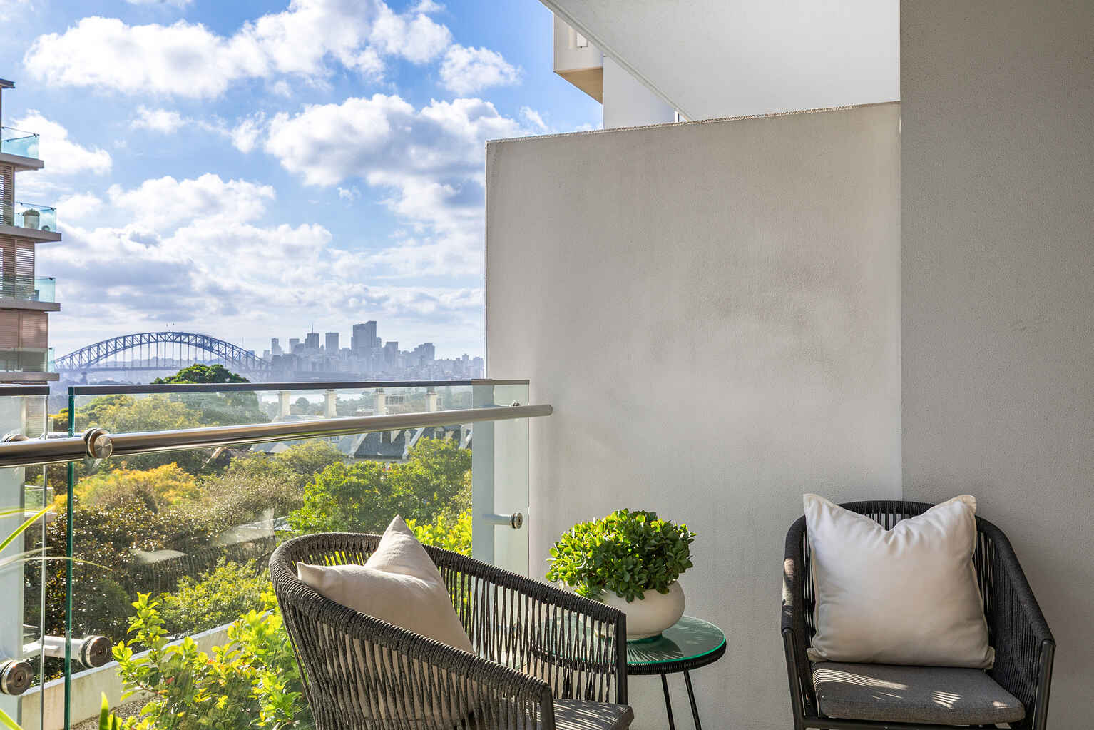 401/81 Macleay Street Potts Point 401/81 Macleay Street Potts Point