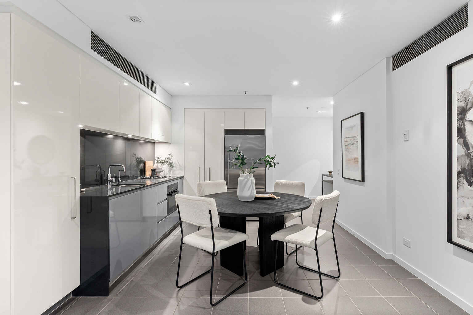 401/81 Macleay Street Potts Point 401/81 Macleay Street Potts Point