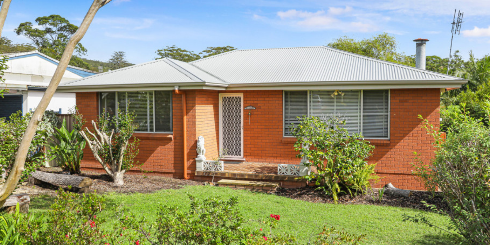 12 Matthews Parade Point Clare