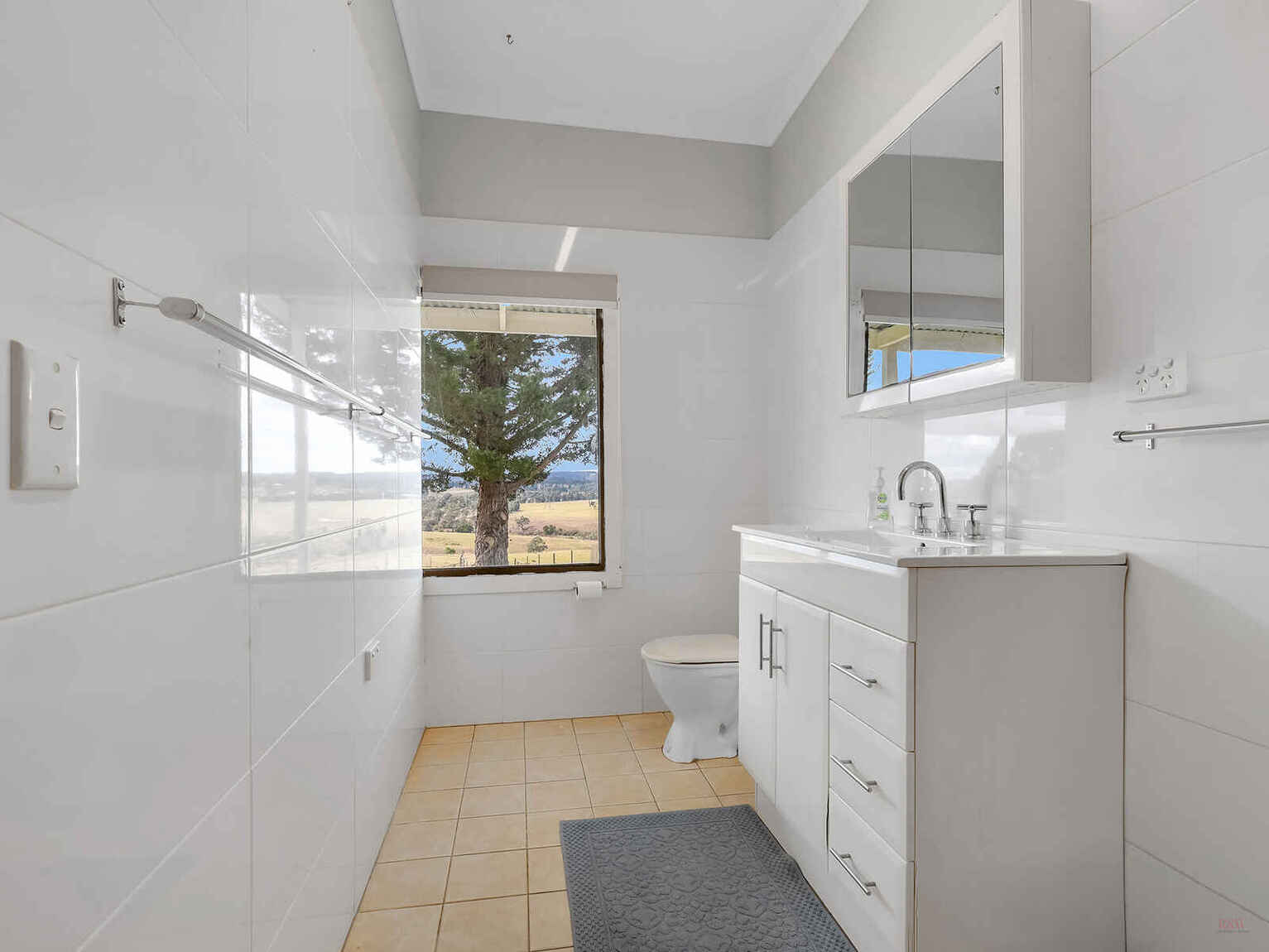 1236 Canyonleigh Road Brayton