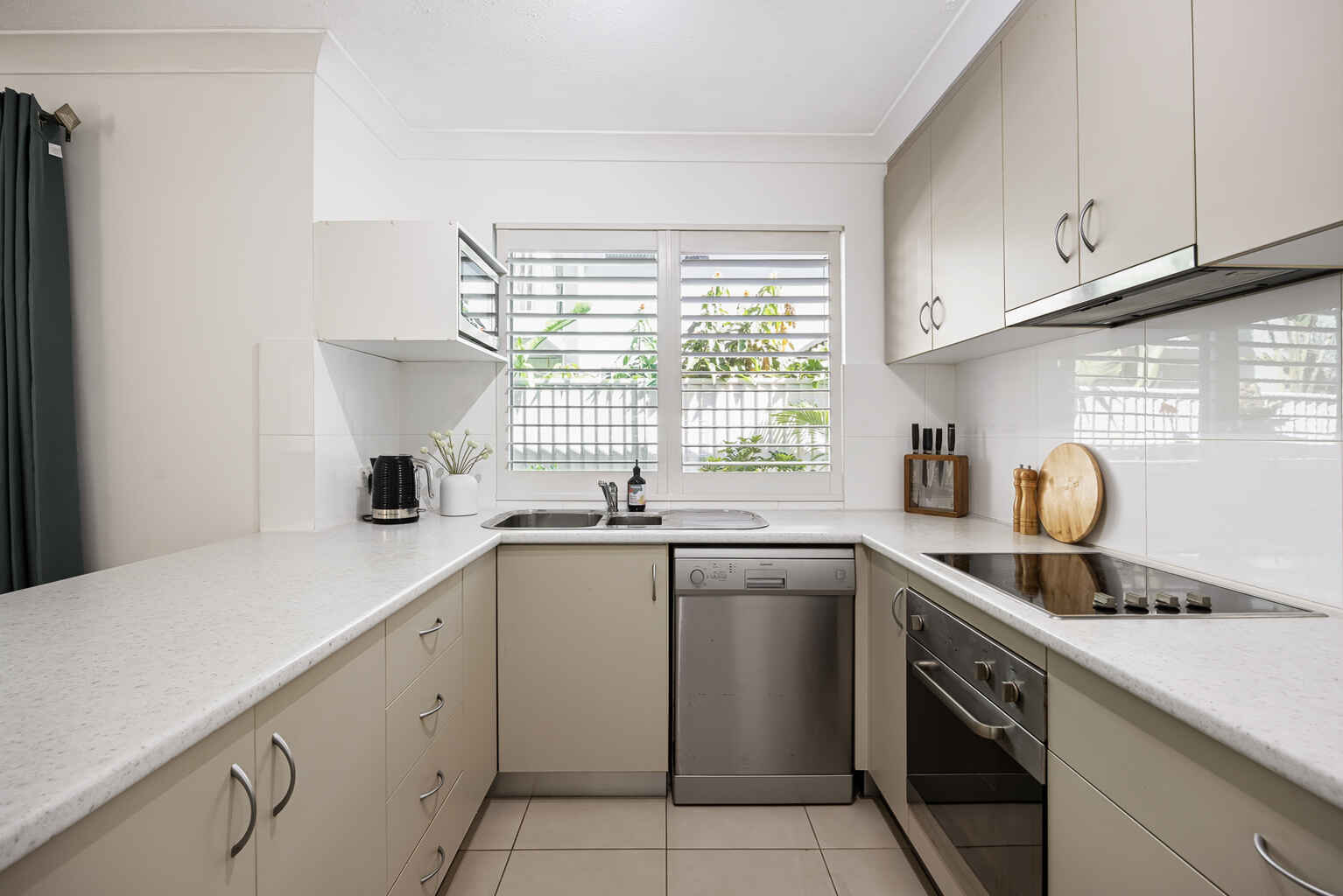 1/8A Low Street Yandina 1/8A Low Street Yandina