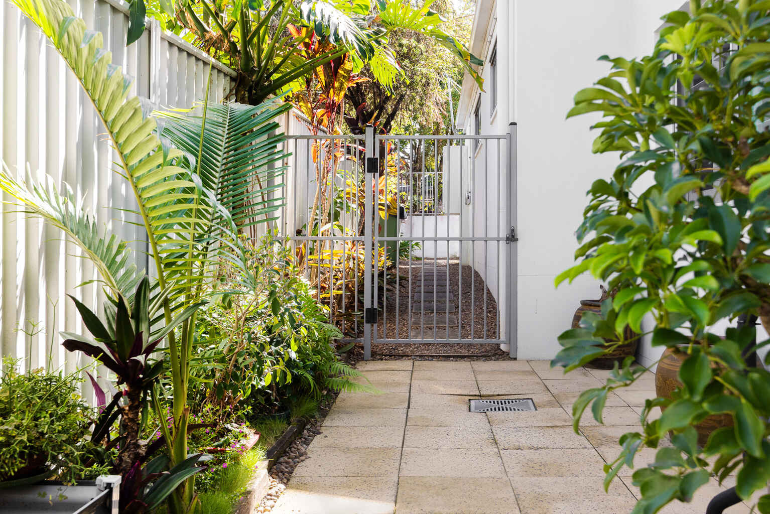 1/8A Low Street Yandina 1/8A Low Street Yandina